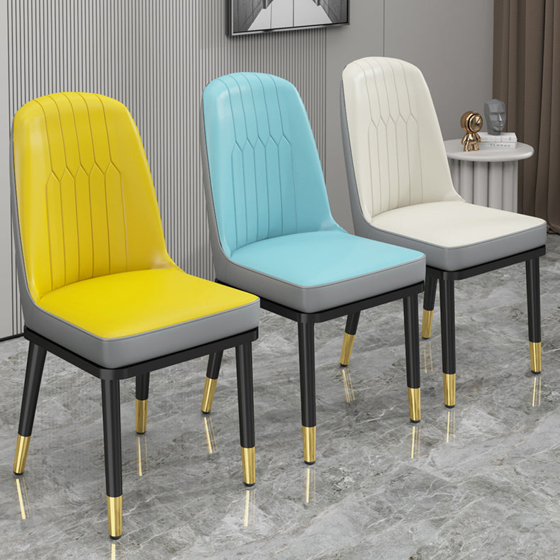Chaise d'intérieur scandinave avec dossier Parsons rembourré en métal, chaise de salle à manger