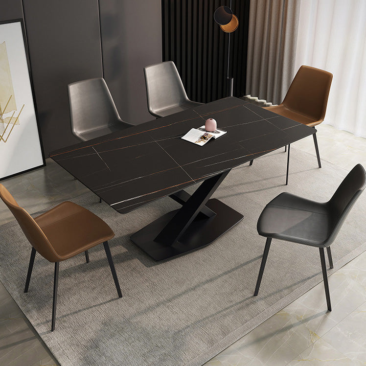 Rechteck traditionelle luxuriöse Esstisch Sintersteintisch mit schwarzer Metallpodestsbasis