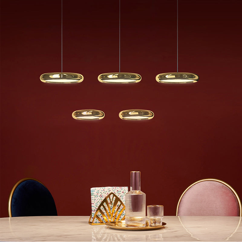 Lumières de suspension moderne à argent rond avec de l'ombre en acrylique blanc