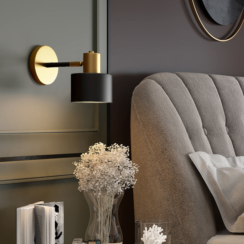 Postmoderne 1 Kopfmetallwandleuchter schwarz-goldener Wandmontageleuchte für Wohnzimmer