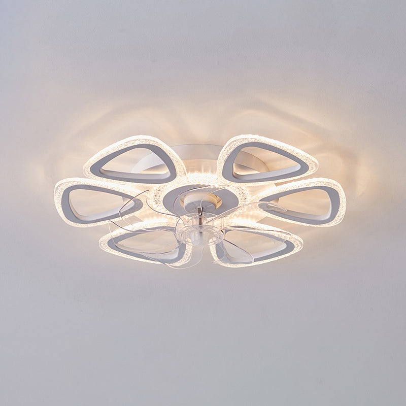 Nordische Metall Deckenlüftungslampe Multi-Head-LED-Flush-Montage-Leuchte mit klarem Kunststofflüfterblatt
