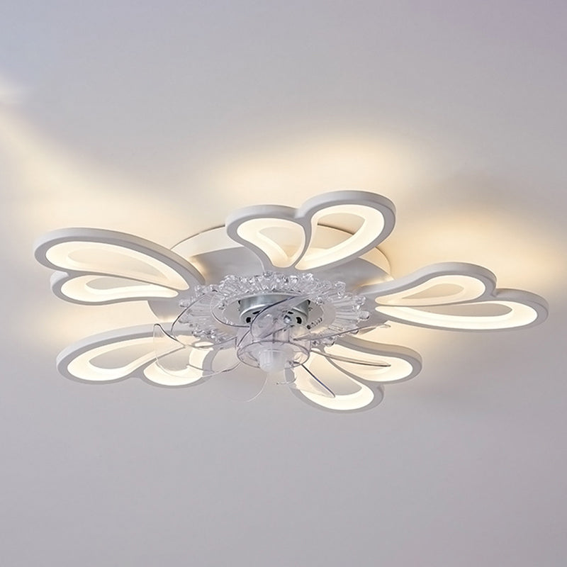 Nordische Metall Deckenlüftungslampe Multi-Head-LED-Flush-Montage-Leuchte mit klarem Kunststofflüfterblatt