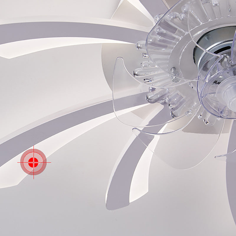 Nordische Metall Deckenlüftungslampe Multi-Head-LED-Flush-Montage-Leuchte mit klarem Kunststofflüfterblatt