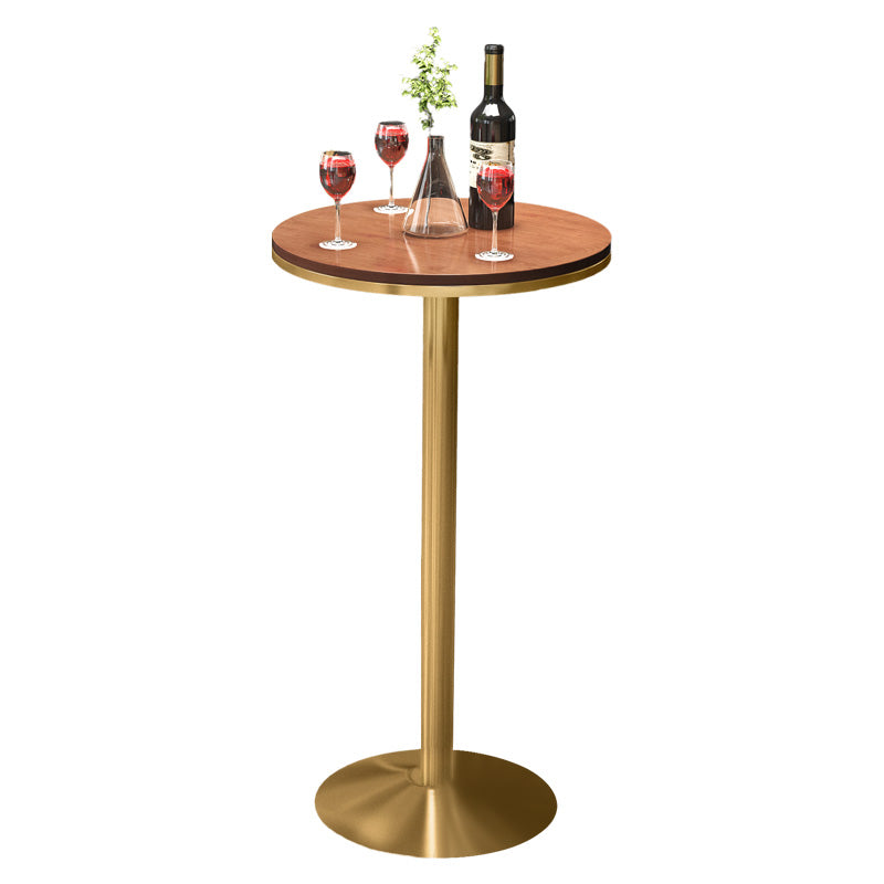 Table de bar en fer de style glamour