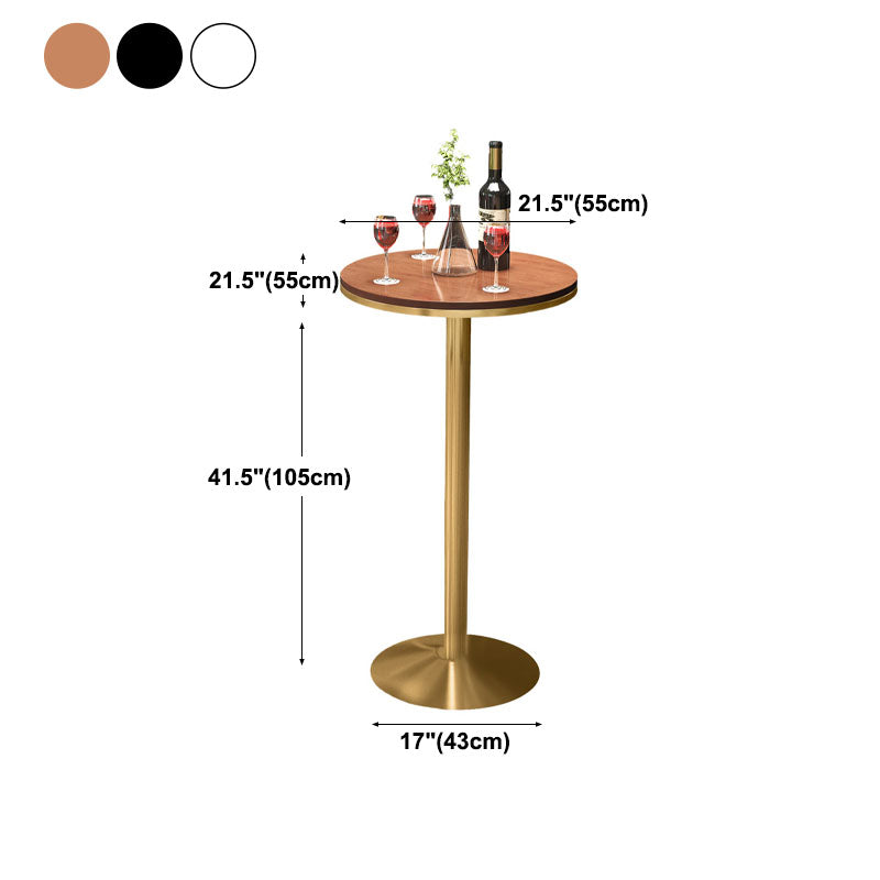 Table de bar en fer de style glamour