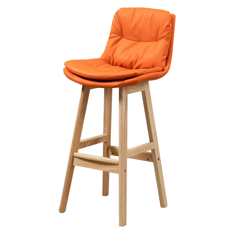 Taburete de bar de cuero con respaldo bajo, moderno taburete de interior con patas de madera