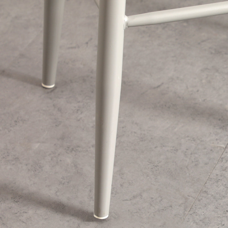 Moderner Thekenhocker ohne Armlehnen, Stahl-Haushalts-Barhocker mit Kunststoffsitz