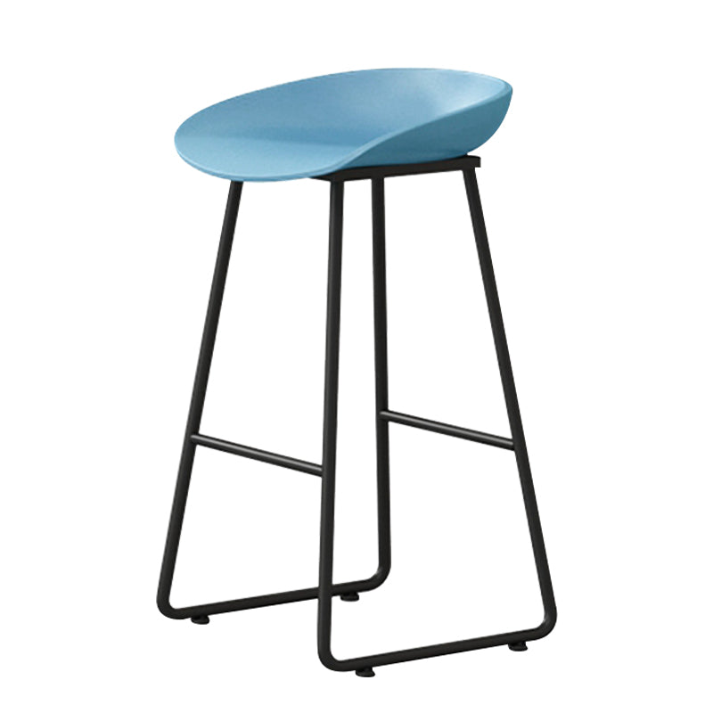 Contemporary Bucket Counter Bar Stool Armless Plastic Bar Stool with Footrest, Iron Base