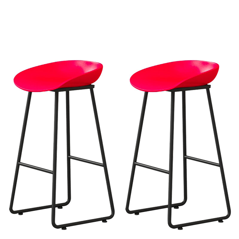 Contemporary Bucket Counter Bar Stool Armless Plastic Bar Stool with Footrest, Iron Base