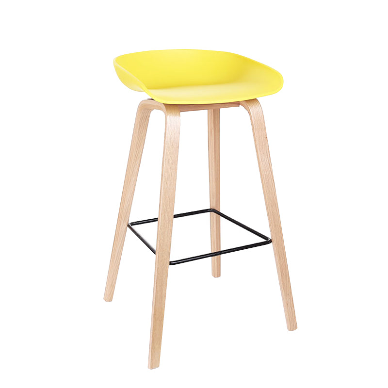 Zeitgenössischer Barhocker mit Eimer-Theke, armloser Barhocker aus Kunststoff mit Fußstütze