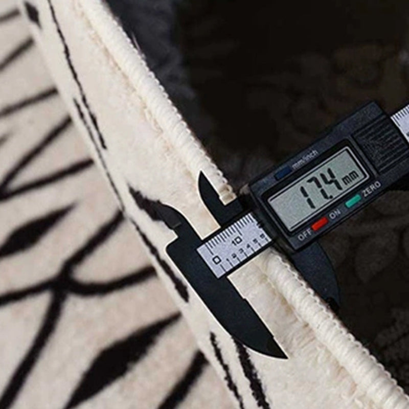 White Line Pattern Rug Polyester Modern Rug Washable Rug for Drawing Room