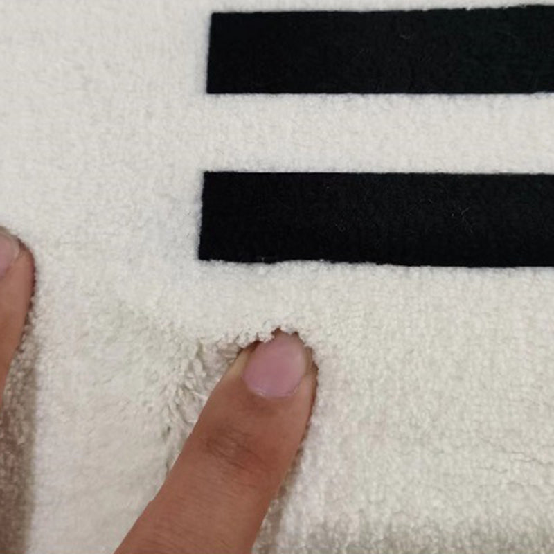 Buttercream Heart Shape Rug Abstract Rug Stain Resistant Machine Washable Carpet