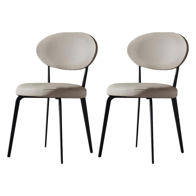 Restaurante contemporáneo Silla lateral de cuero Silla de comedor con respaldo abierto y patas negras