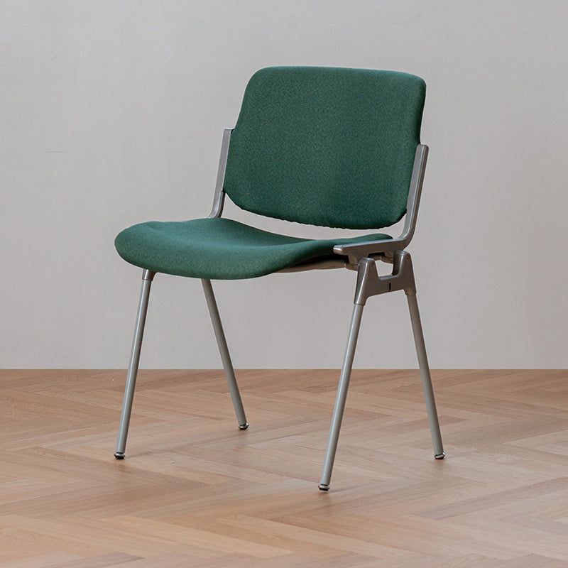 Silla de comedor estilo moderno sin brazos con respaldo abierto y patas de metal