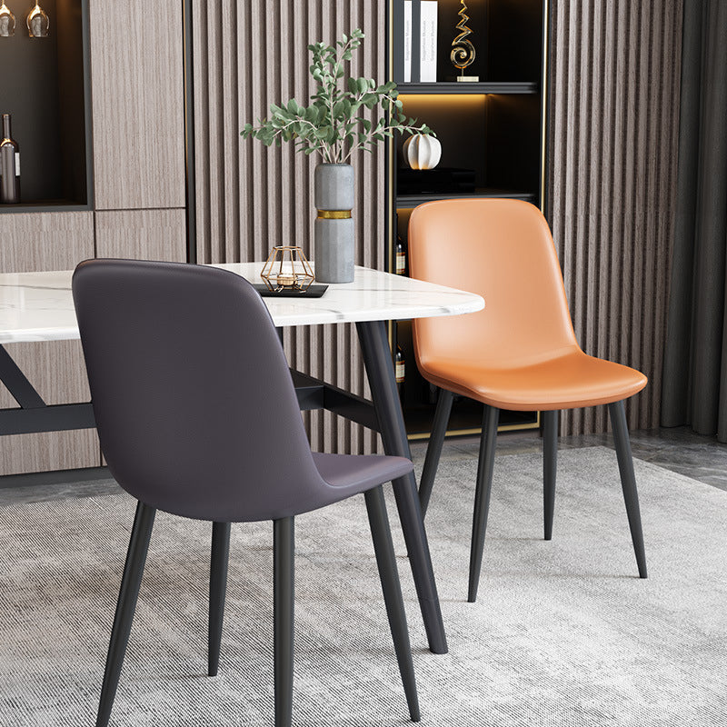 Sedia laterale della sala riunioni in pelle moderna sedia da pranzo solida.