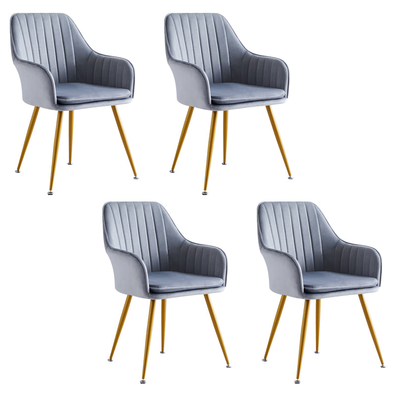 Silla de comedor con acabado mate de terciopelo, sillón con respaldo sólido para dormitorio escandinavo