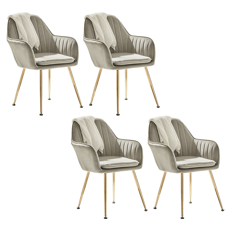 Silla de comedor con acabado mate de terciopelo, sillón con respaldo sólido para dormitorio escandinavo