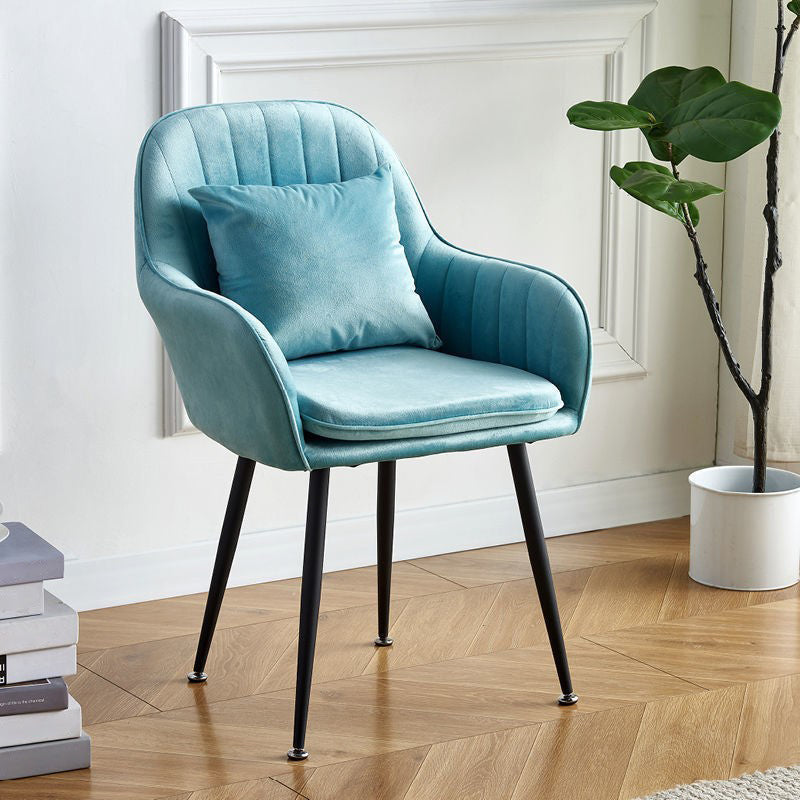 SCANDINAVIE POUDRE POUDRE SOIND CHAISE SOUPE VELVET VELVET MATTE FINE DINS DINDING