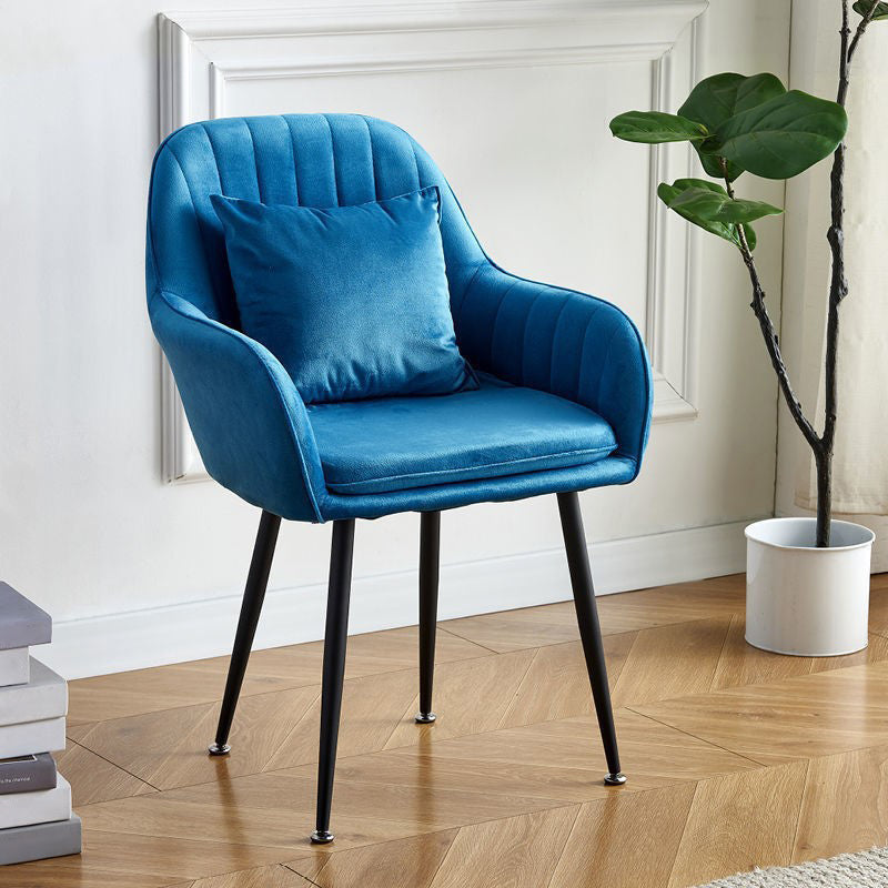 SCANDINAVIE POUDRE POUDRE SOIND CHAISE SOUPE VELVET VELVET MATTE FINE DINS DINDING