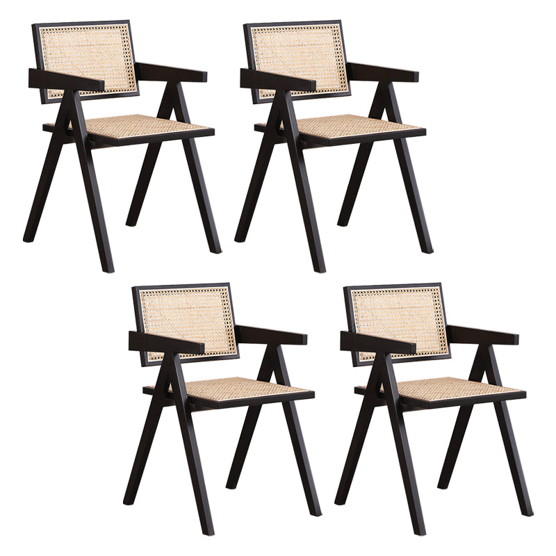 Chaise de salle à manger en bois moderne, bras de chaise en rotin pour utilisation au Restaurant