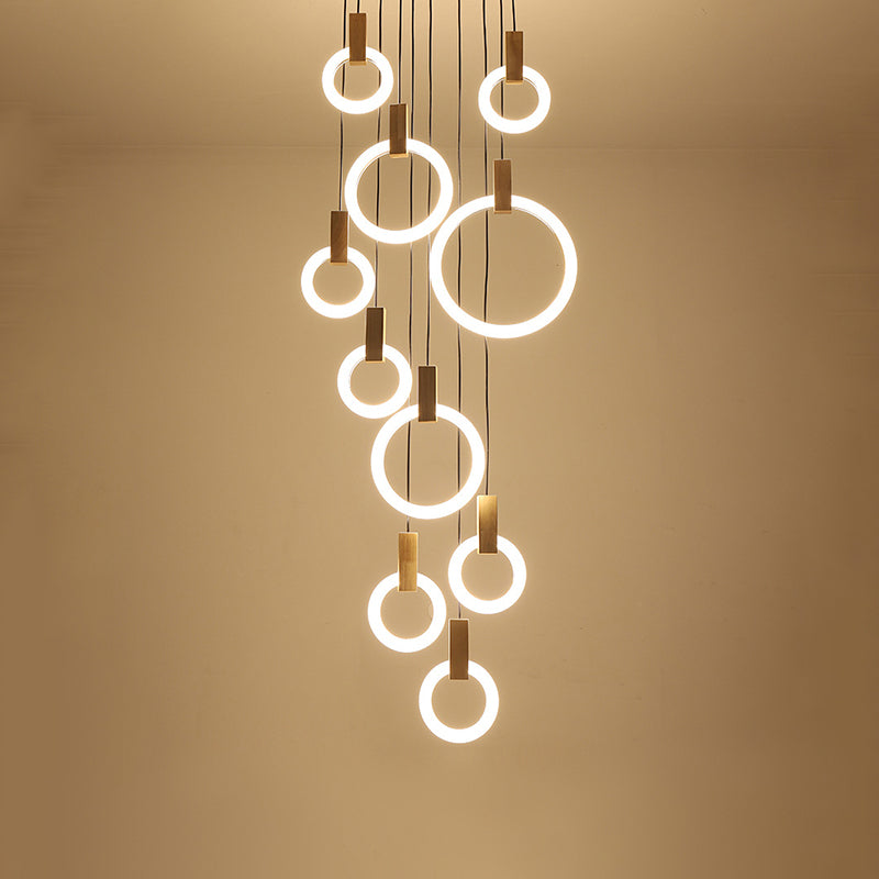 Enclaceur de cercles en bois massif pendentif