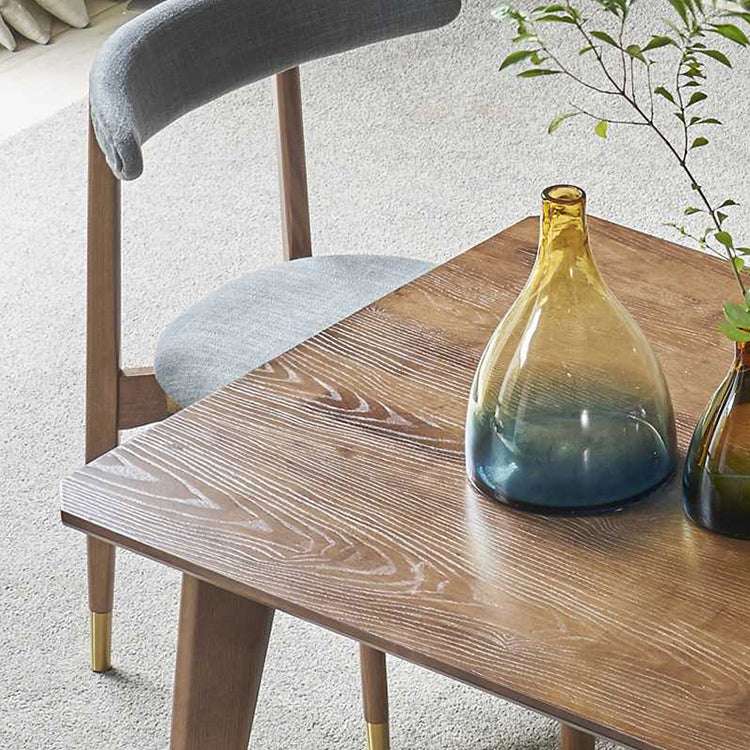 Traditional Luxury Dining Table Rectangle Solid Wood Dining Table with 4 Legs for Home