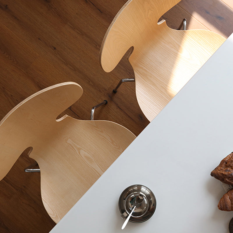 Silla de comedor de metal moderno, silla lateral de comedor de madera para uso en restaurantes