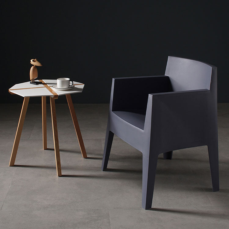 Chaises latérales en plastique avec bras de Style scandinave, chaise de salle à manger à dossier solide pour la maison