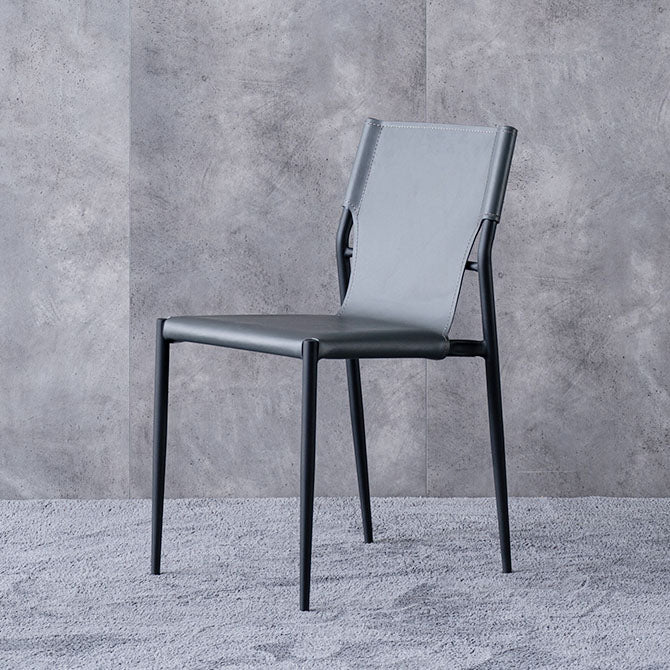 Accueil Chaises de salle à manger sans accoudoirs Chaises d'appoint en cuir avec pieds en métal (Ensemble de 2)