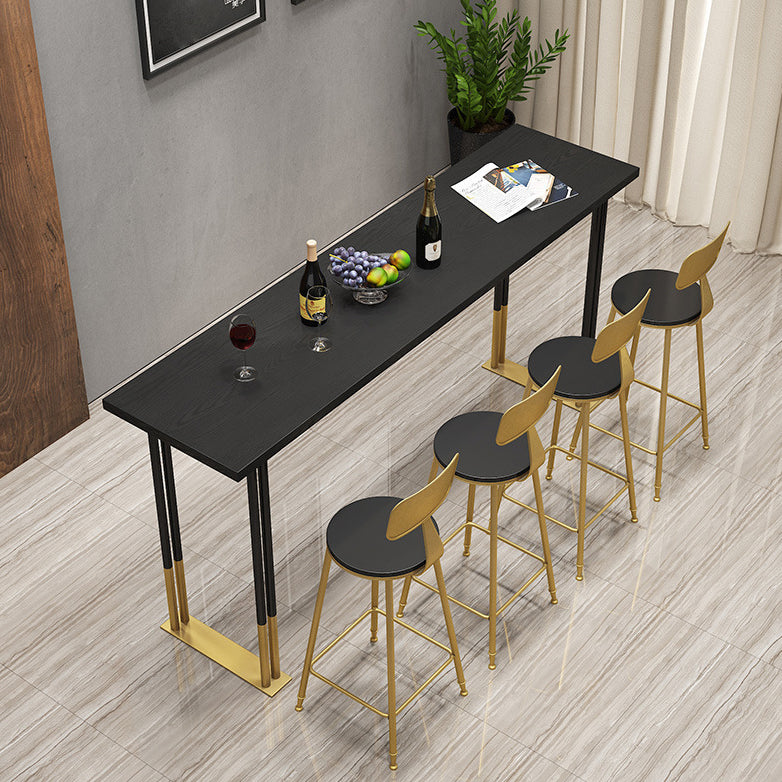 Table de la table de style nordique Pine Top Pub Table avec cadre en or noir (seule table)