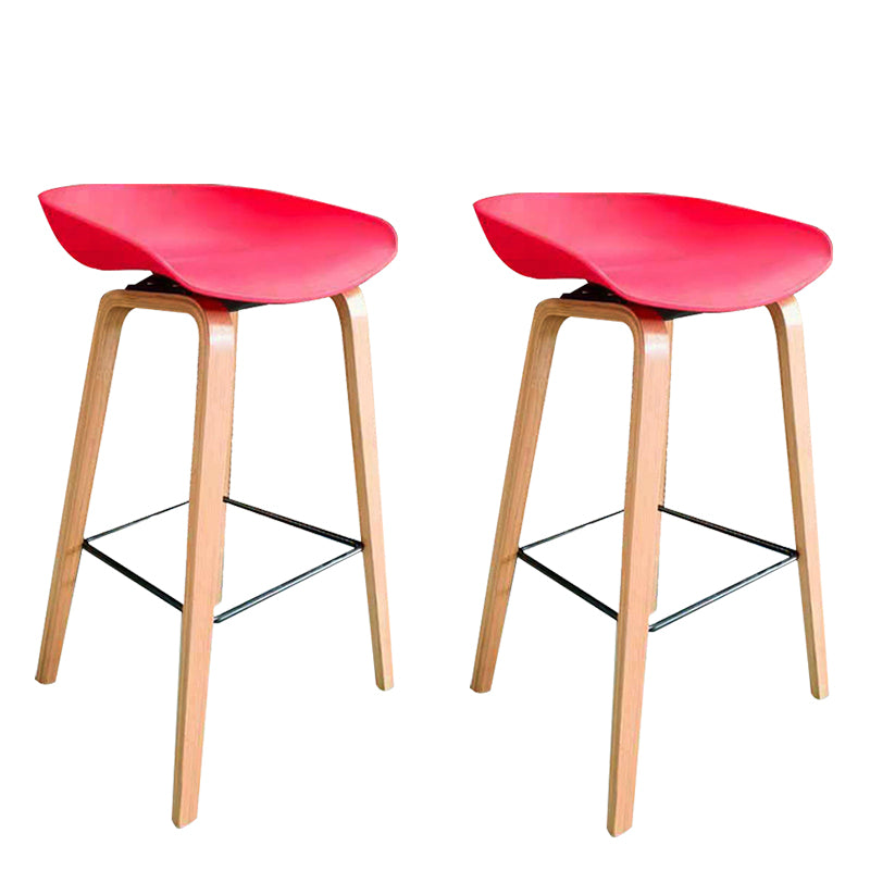 Modern Plastic Counter Stool Footrest Low Back Bucket Coffee Shop Bar Stool with Wood Legs