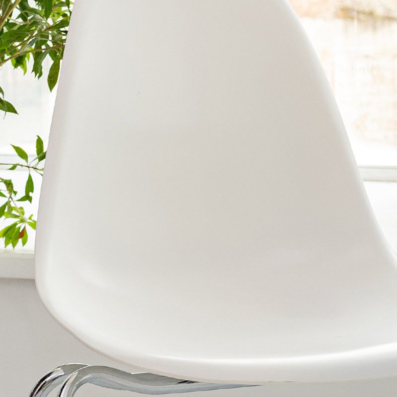 Sedia da pranzo in metallo moderno sedia senza bracciole sedia da pranzo in plastica per uso del ristorante