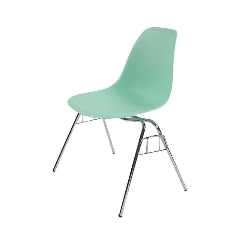 Sedia da pranzo in metallo moderno sedia senza bracciole sedia da pranzo in plastica per uso del ristorante