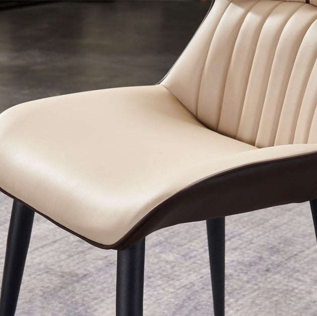 Sillones Parsons contemporáneos Sillas decorativas y de comedor curvas de cuero