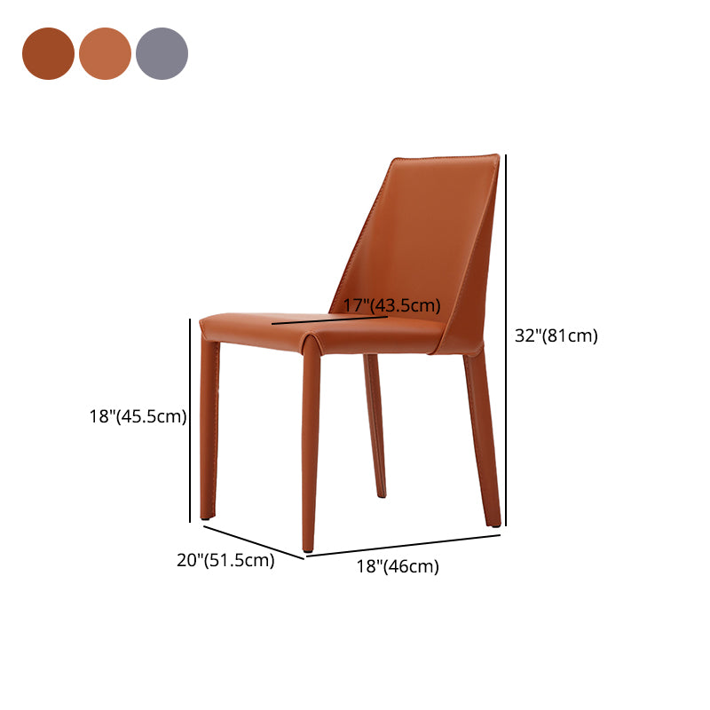Silla de comedor contemporánea sin brazos Silla lateral Parsons curvada de cuero