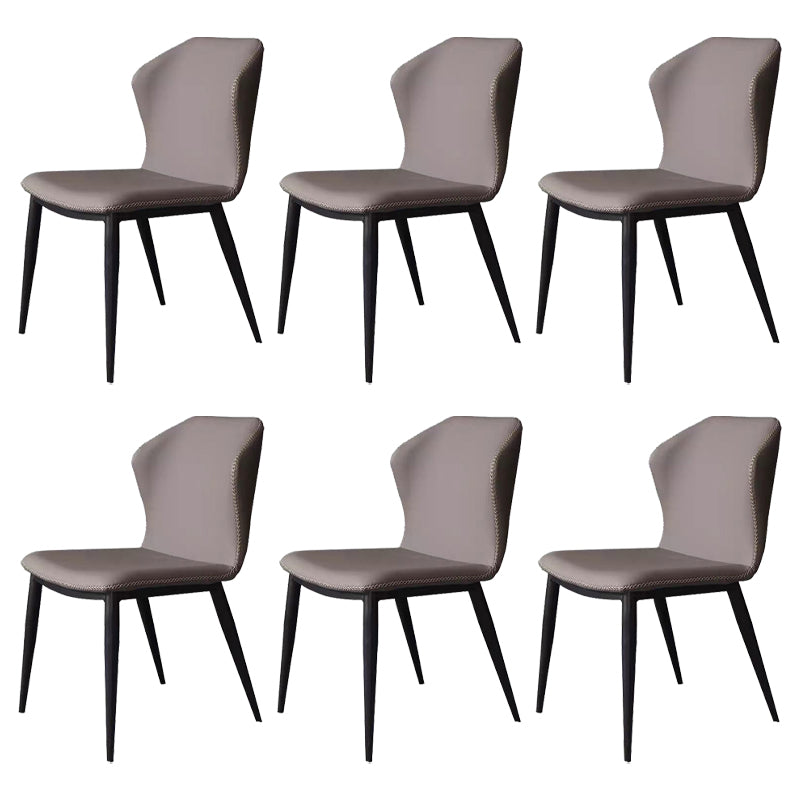 Chaise latéral de finale à oreilles contemporaine chaise courbe en cuir en cuir pour la brasserie