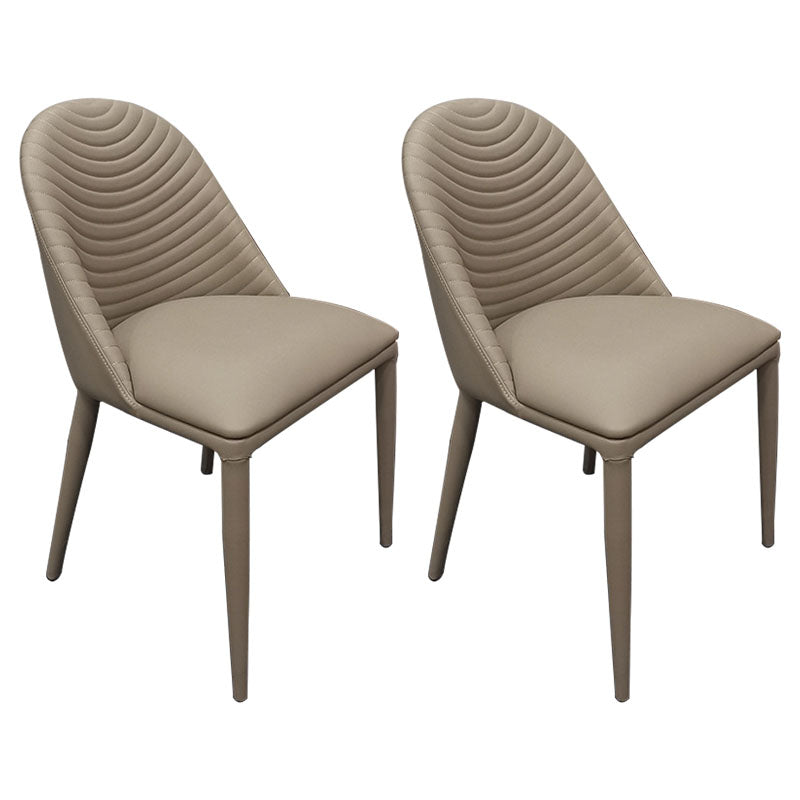 Silla sin brazos inclinada curvada de cuero moderna Silla Parsons con acabado mate para Brasserie