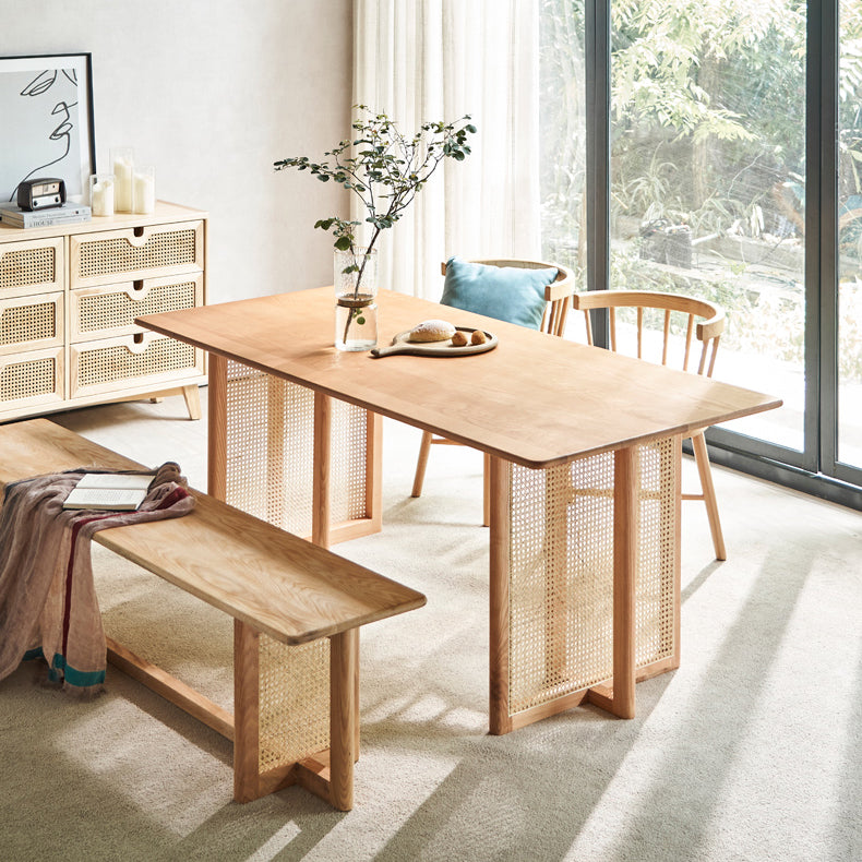 Eschenholz-Massivholz-Esstisch, Holzfarbe, Schlichtheit, fester Tisch für das Esszimmer