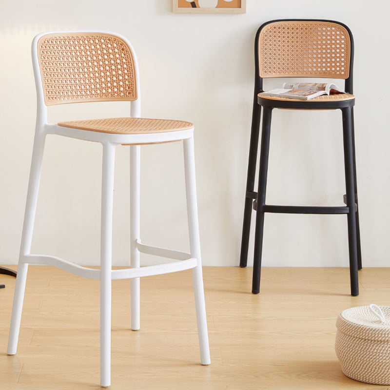 Nordic Plastic Simple Barhocker Indoor Hoher Hocker mit Sitz aus Rattanimitat