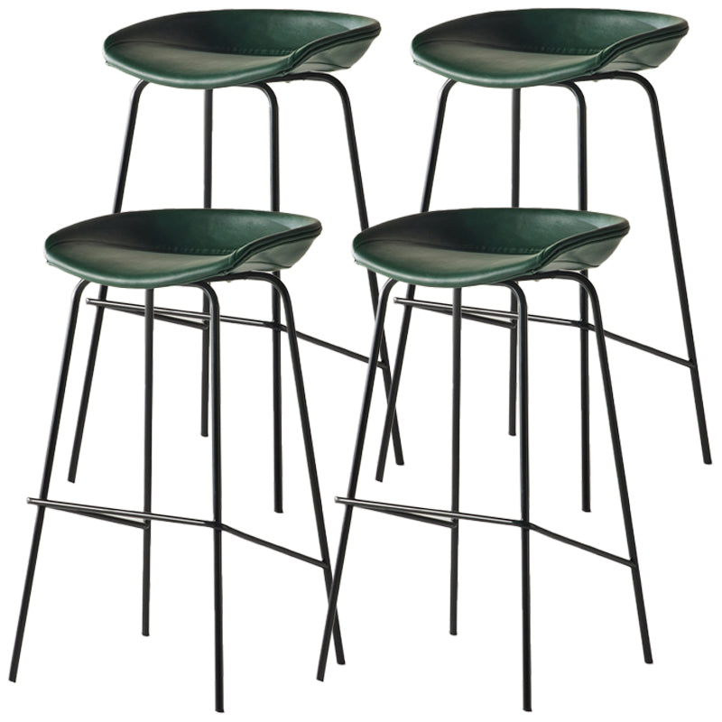 Scandinavian Metal Black Counter Stools Bucket Seat Bar Stools with Footrest