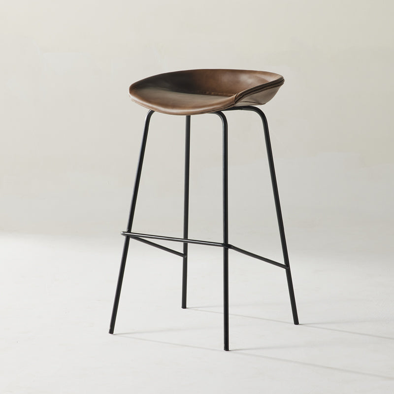 Scandinavian Metal Black Counter Stools Bucket Seat Bar Stools with Footrest