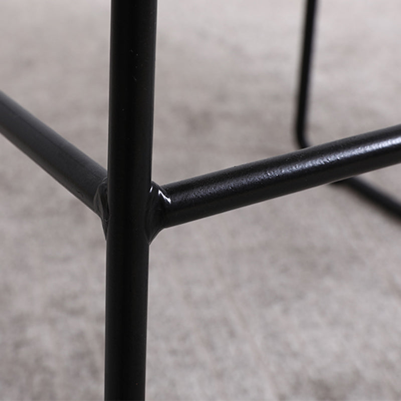 Moderne Rückenlehne Armless Counterhocker Steel Café Barhocker mit Lederkissen