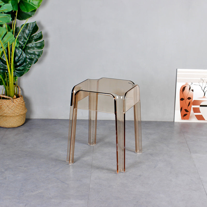 Stapelbarer Nordic-Barhocker aus Kunststoff, einfacher hoher Innenhocker mit quadratischem Sitz