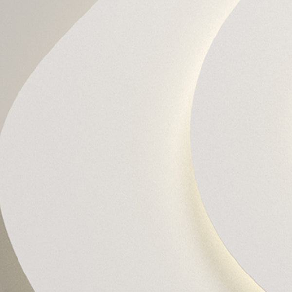 White Circular LED Ceiling Light in Modern Simplicity Lacquered Iron Flush Mount with Acrylic Shade