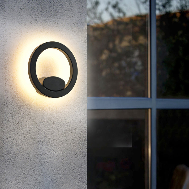 Geometrische Form Metallwandbeleuchtung moderner Stil Einleichter Wandhalterung in Schwarz