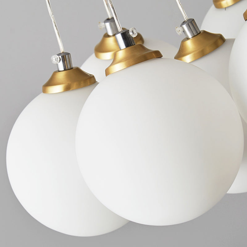 Moderne modische Globus Hanging Lampe Kupfer Innenheizlicht mit weißem Glasschatten