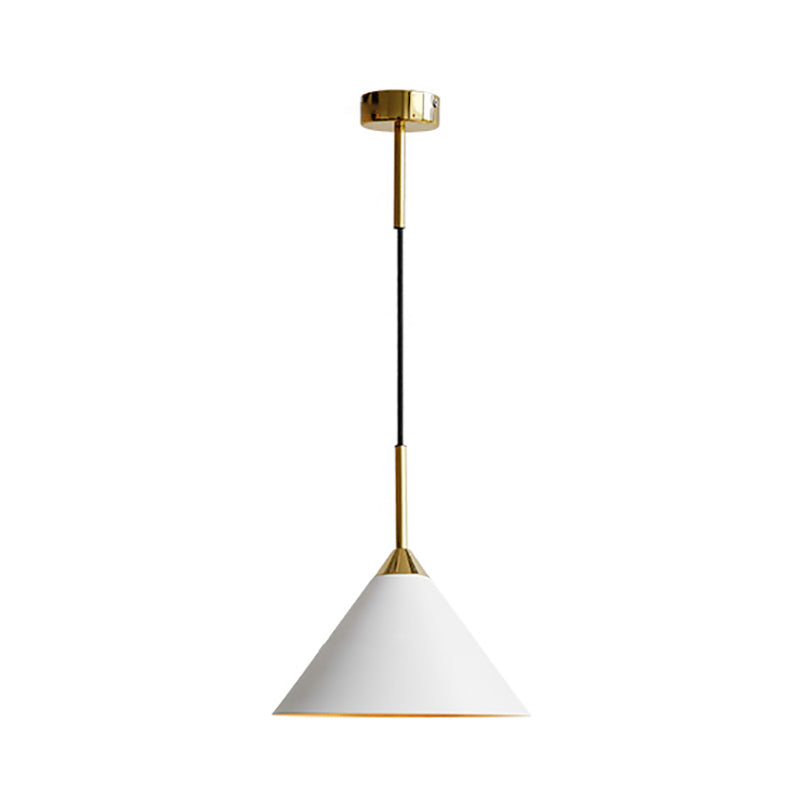 Pendante de style moderne Light Metal 1 lumière suspendue Lumière en blanc pour le chevet