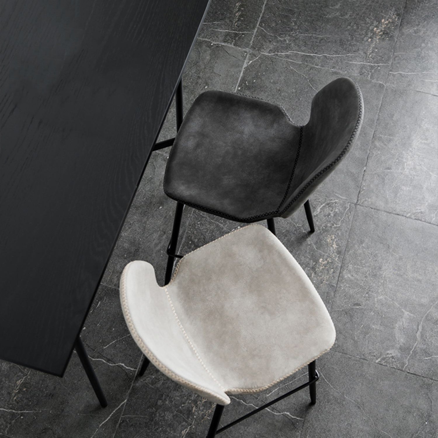 Taburete moderno de contaminación de respaldo sin brazo Taburete de dormitorio de hierro con cojín de cuero