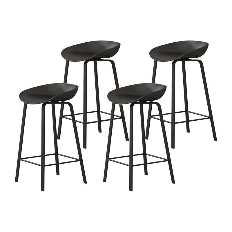 Taburete de bar con respaldo bajo y reposapiés moderno, cubo de plástico para interior, taburete de altura contraria