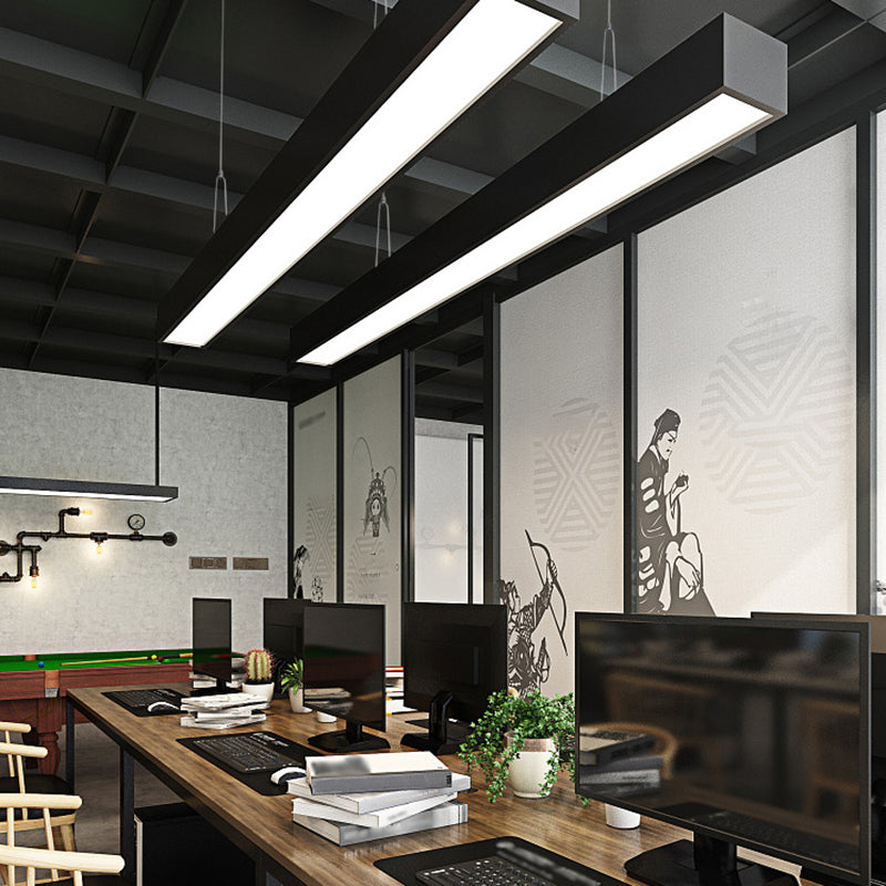 Lampes suspendues modernes linéaires, luminaires d'éclairage pendentif à LED noir pour le bureau